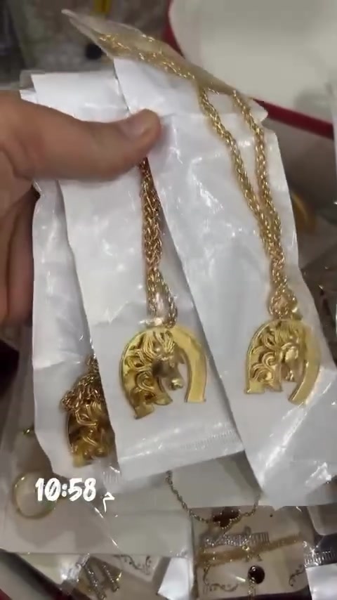 ملوانكه ي كوران به بي ئه وه ي ره نگي هيج تيك ناجيت


**إذا كنت صاحب هذا الإعلان وتريد حذفه لأي سبب، رجاءا أرسل رسالة إلى الدعم الفني**