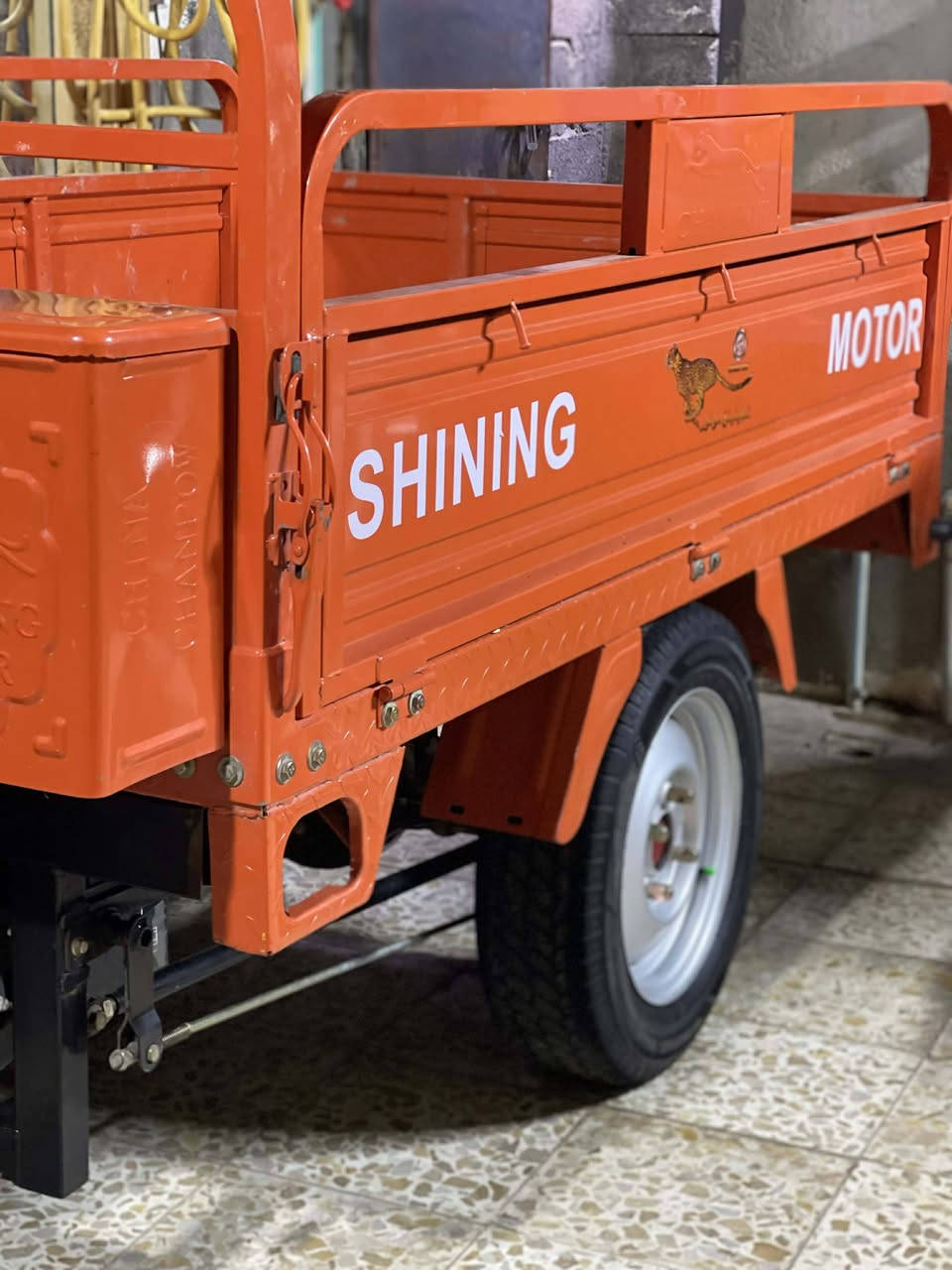 السلام عليكم ستوته للبيع قمرق***********
