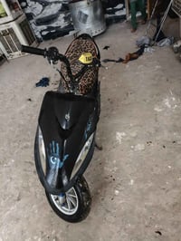 ماكس عدلة • أوراق • ايرانية