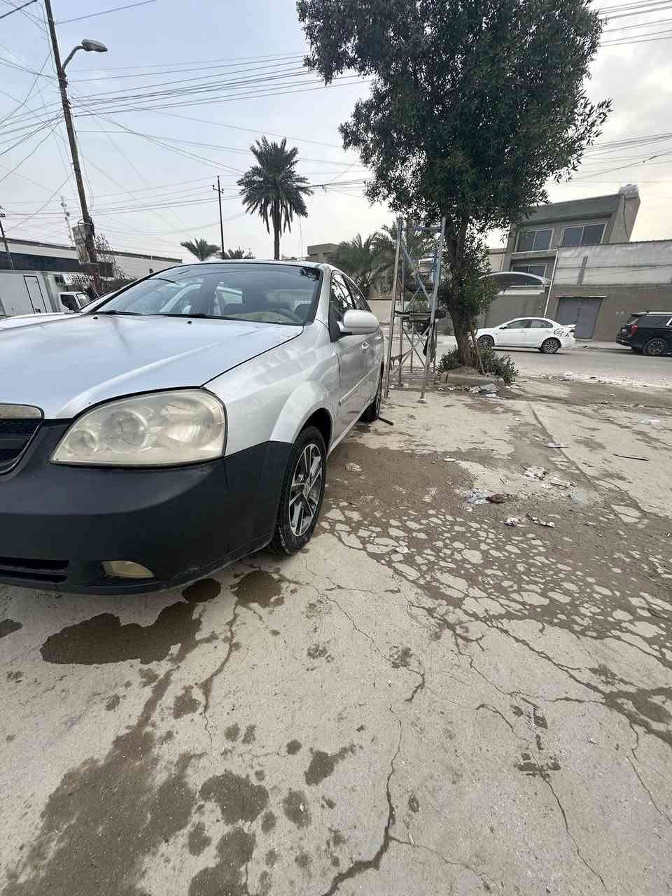 السلام عليكم ...
اعادة النشر بسبب الوعود الكاذبة.

اوبترا 2007 اوتوماتيك سليمانية باسمي  تريد تحويل تريد وكالة بيها ضربة بالجنطة وبيها صبغ باب وچاملغ .
كير محرك نظيف.

مكاني بغداد قرب علوة الرشيد .

مكلف بالنشر رقم صاحب السيارة.

*********** واتساب.

السعر 46  ورقة $
