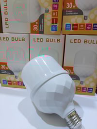 مصباح ٣٠ واط • كرتون ٥٠ قطعة • توصيل مجاني