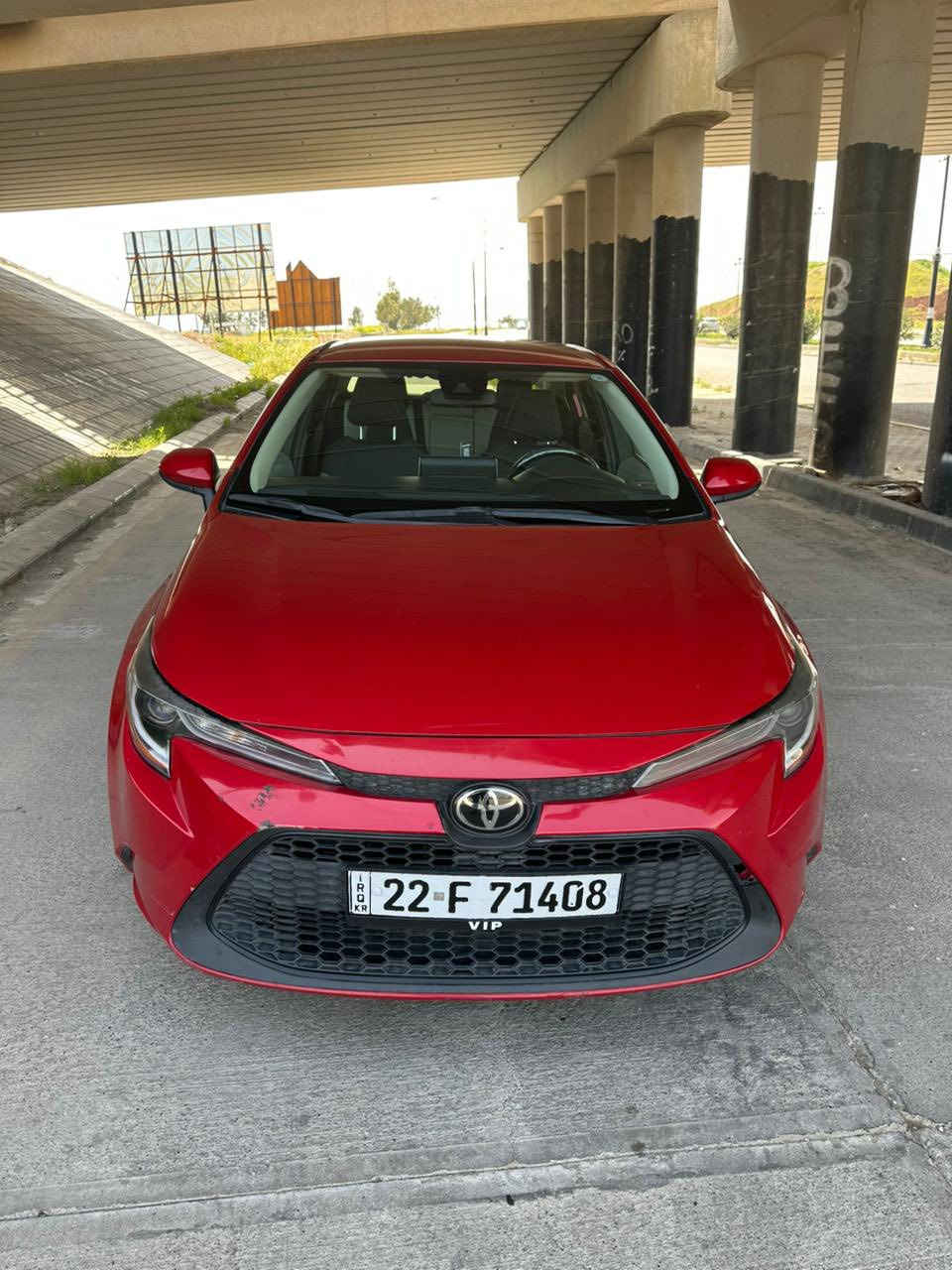 كرولا موديل ٢٠٢١ احد قطع بي جاملغ سكن  بدون دواخل سعر ١٤٠ بي مجال رقەم:***********/ ***********
