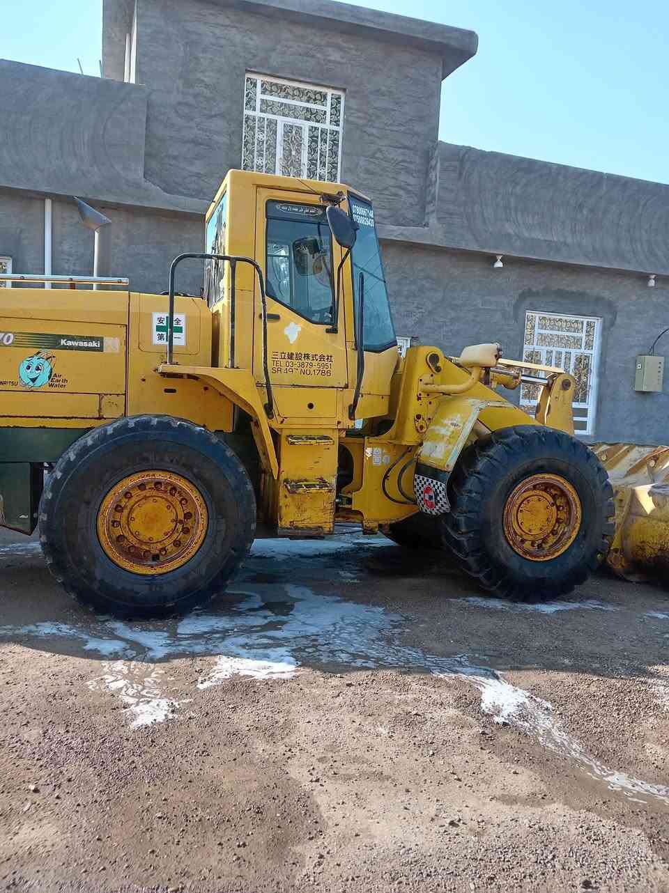 سلام عليكم كاوسكي 2004تخم تاير *********** ***********
