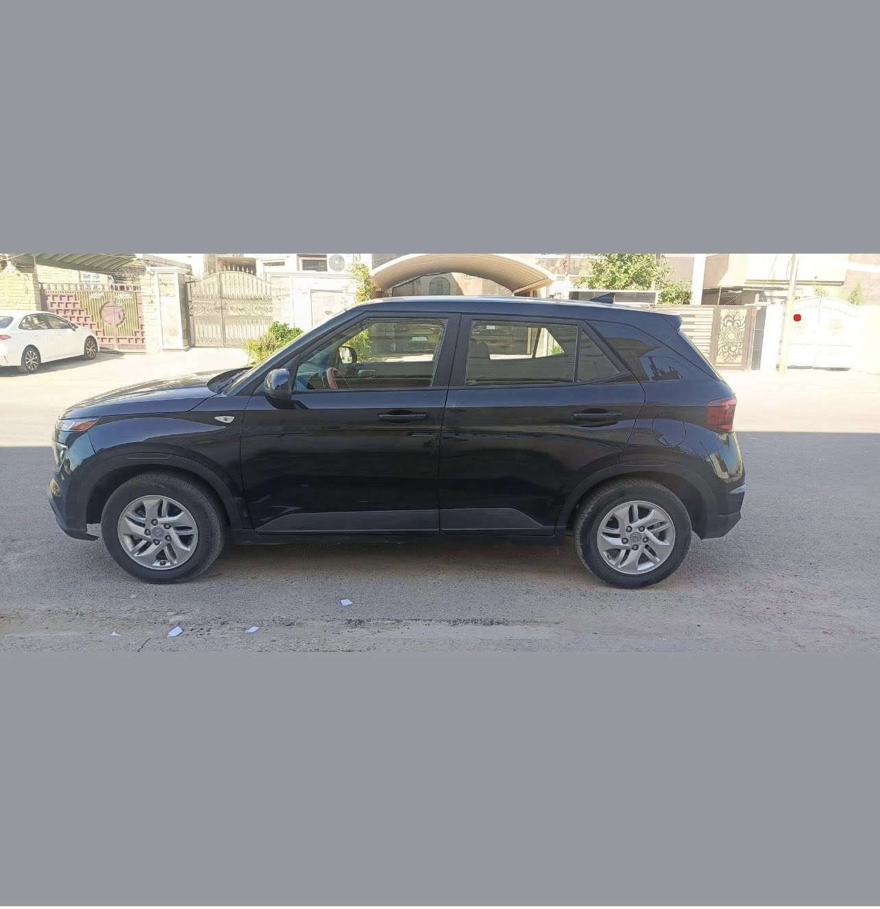 السلام عليكم هونداي ڤينو موديل 2021 وارد أمريكي  رقم أربيل دولي تريد تحويل أو وكاله 

حادث  موضح بالصور  بارد اقل شبر بالجاملغ الأمامي  وصبغ نص باب خلف السائق موضح بالصور بدون تبديل  بدون ايرباك بدون دواخل  

محرك 1600  دوش تحكمات ستيرن جهتين شاشه كبيره وكامره اصليه  تحديد مسار نظام ايكو  

مكان السياره بغداد 

السعر 128.          للاستفسار ***********.
