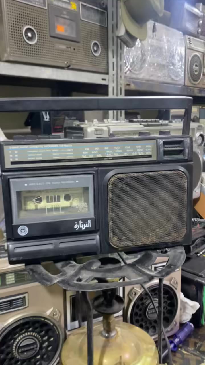 مجموعة مسجلات قديمة للبيع ***********
