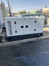 مولد بركنس • ٤ سلندر • كاتم صوت