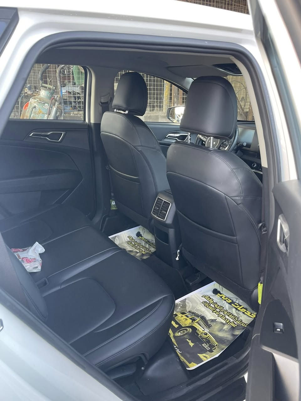 سلام عليكم سبورتج كوري موديل ٢٤ حاتث جاملغ مبدل نفس ألون والبنيد ربع بارد هادتف ***********
