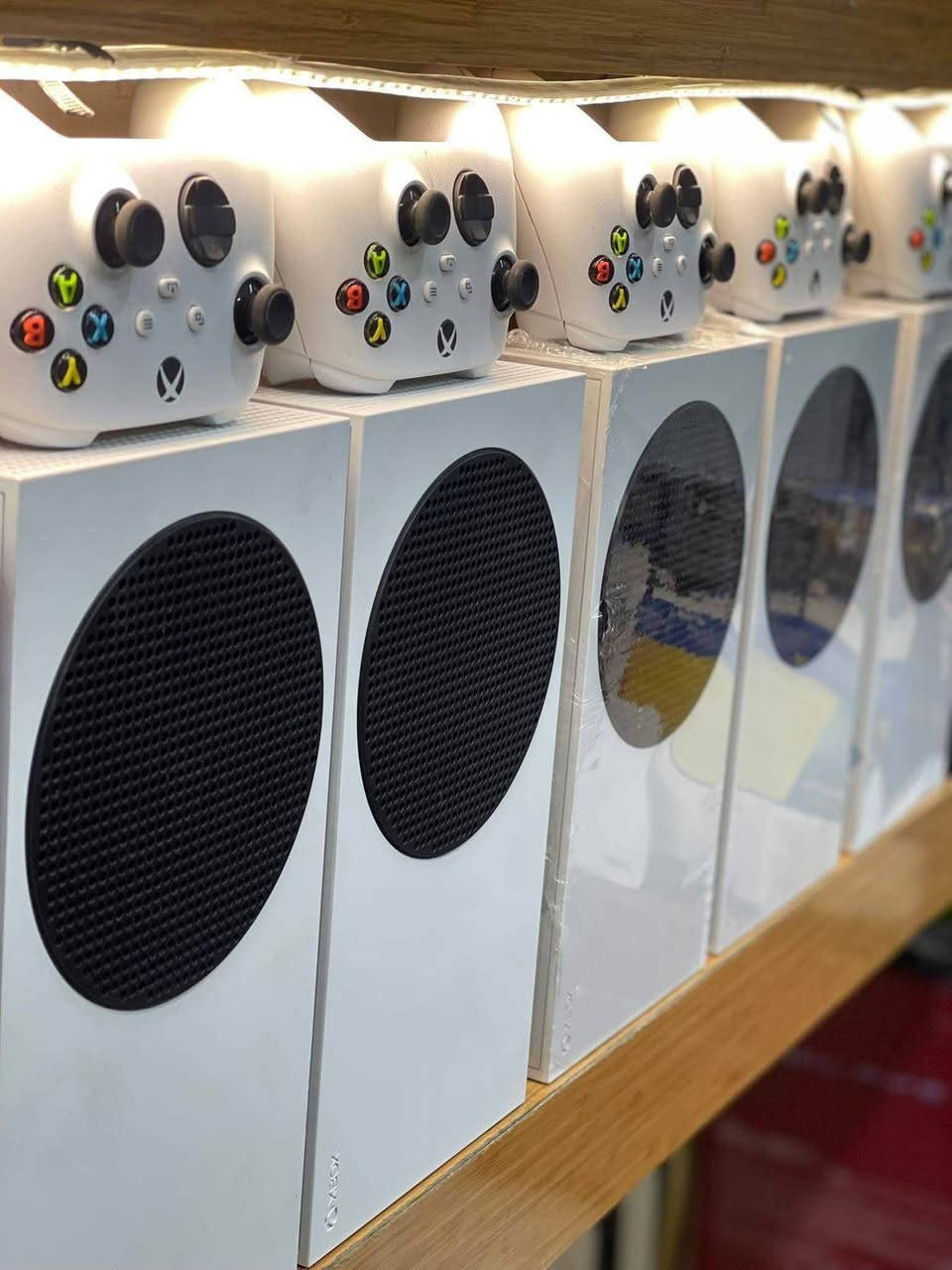 داخل العراق فقط فقط توصيل
📢 متوفر عدنه جميع أجهزة الألعاب وبأفضل الأسعار 📢
🔹 بليستيشن 1 – 2 – 3 – 4 – 5
🔹 إكس بوكس بجميع أنواعه
🔹 يو إس بي أصلي
🔹 جوستكات أصلية وتجارية
🔹 هاردات داخلية وخارجية
🔹 أجهزة نظيفة ومجربة 100%
✨ فحص قبل الاستلام
✨ أسعار تنافسية
✨ شغل مضمون وما نبيع إلا النظيف
✨ متوفر توصيل لكل المحافظات
الي يدور جهاز مضمون ويرتاح من الصيانة والتعب… مكانه يمّنا 🔥
للاستفسار راسلونا خاص 📩
موجود توصيل لباب بيتك 
 😎 ولا تنسه افحص جهاز قبل دفع


**إذا كنت صاحب هذا الإعلان وتريد حذفه لأي سبب، رجاءا أرسل رسالة إلى الدعم الفني**