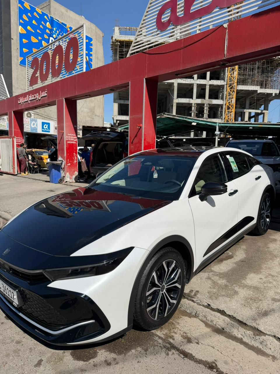 سلام عليكم
كراون 2023 هايبرد
اسود وابيض 
ماشيه 36 الف
رقم بغداد
خزن ميموري
نظام سمعات jbl
3 وضعيات قياده
مثبت سرعة
قياده ذاتيه
شحن لاسلكي
حساسات 
كامرات 360 درجة + رادار
سيارة مابيهة نقص وبيها فقط بارد مكانين 
السعر 355 وبيها مجال بسيط 
للتواصل ‭0784 050 6070
