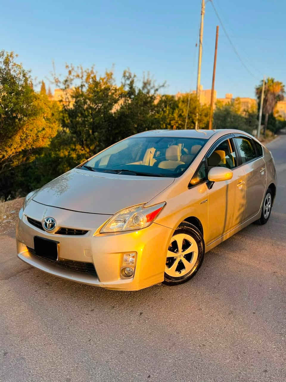 ‎ ‎ ‎‏ 

Toyota Prius Hybrid Model 2010

تويوتا بريوس هايبرد موديل 2010

اول مالك / بحالة ممتازه 0798988894

بطارية مركزية ختم الشركة 100%

نظام الهايبرد والانظمة التابعة فحص 100%

فحص ثلاث جييد قصعة بدون ملاحظات 

لون مميز Sandy Beach Metallic 

مع كتيبات وملحقات الشركة

محرك 1800 هايبرد اداء ممتاز 

انظمة قيادة متنوعة
مقاعد الشركة 
تشغيل عن طريق بصمة
دخول ذكي بصمة ابواب

تحكم طارة كامل
تكييف Touch 
مري كهرباء
نظام اضاءة Led
جنوط Toyota 
اطارات جديدة
اضافات اخرى ..

للاستفسار من المالك 0798988894


**إذا كنت صاحب هذا الإعلان وتريد حذفه لأي سبب، رجاءا أرسل رسالة إلى الدعم الفني**
