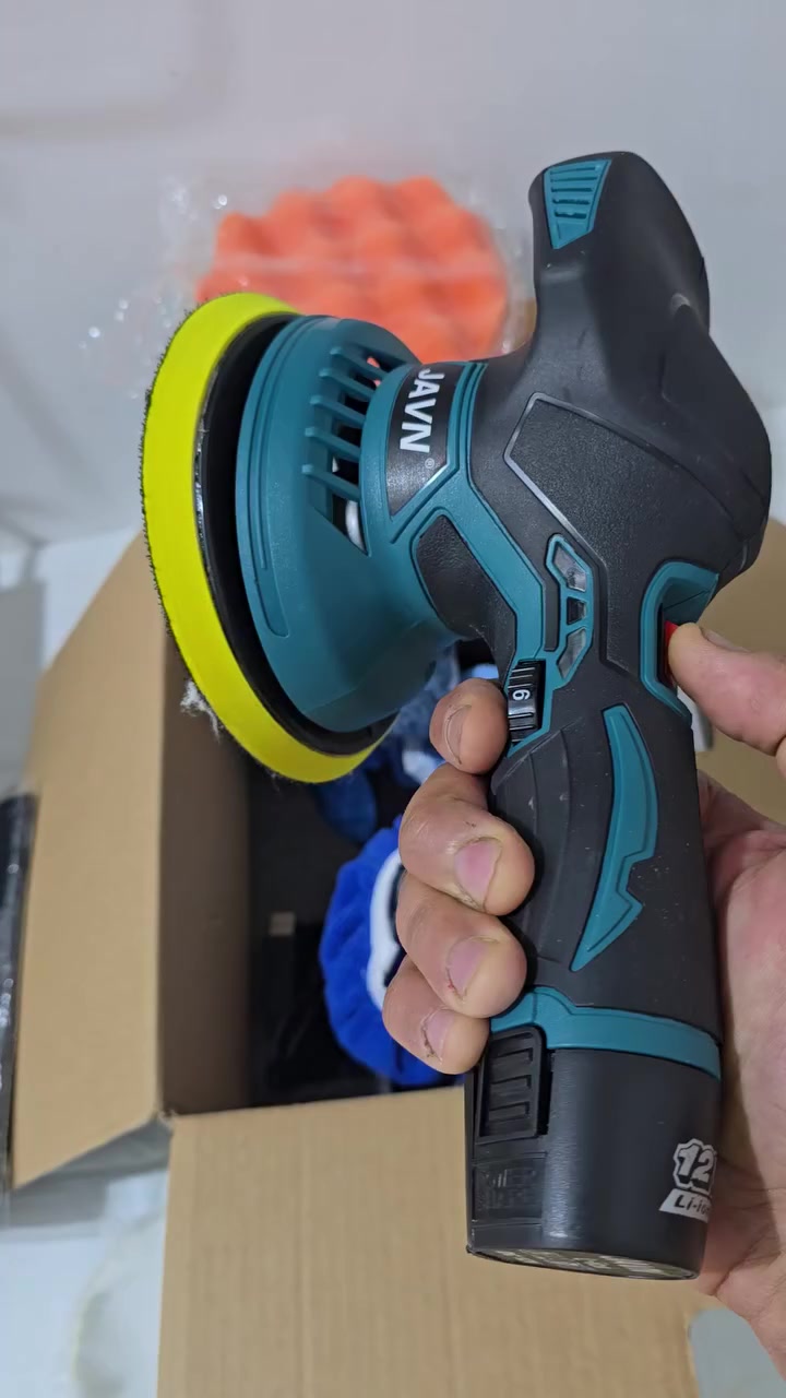 كوسره خاصه للبوليش بطاريه شحن عدد وحده 
مع كامل ملحقاته جديده غير مستخدمه 
السعر ٥٠ الف توصيل ٥الاف كل محافظات 
***********...
