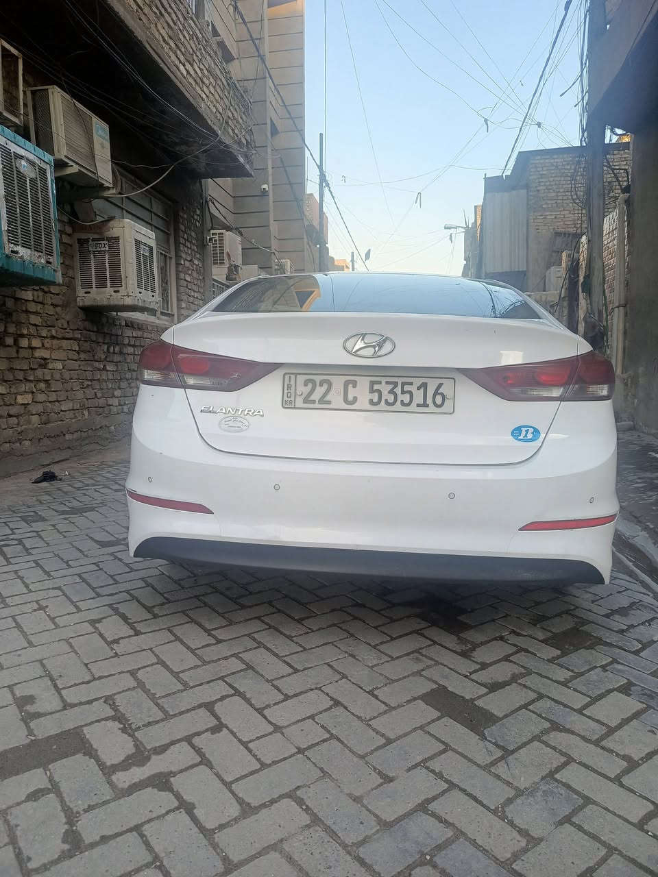 السلام عليكم النترا موديل 2018 خليجيه ماكينه 1600 بيها بارد قليل الباب الخلفي السياره رقم اربيل مكان السياره بغداد اتصل *********** السعر 130
