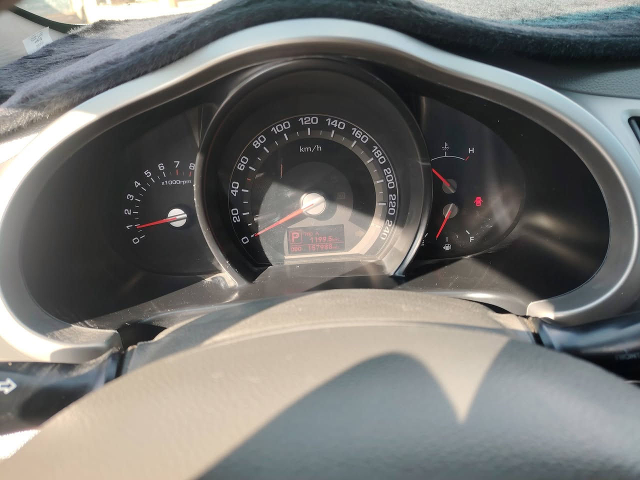 السلام عليكم للبيع كيا سبورتج ٢٠١١ رقم سليمانيه بارد براس الجاملغ صفحه اليمنه مقدار شبر والباقي مكفول شرط السونار للاستفسار اتصل ***********
