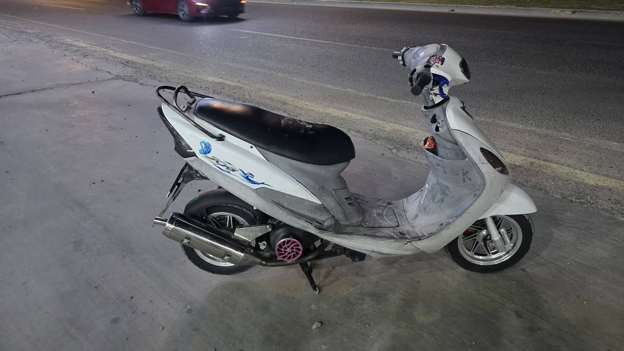 ماكس منغولي بلاديه نضيفه كلش بوشه 49مامفتوحه شلعه ومعدل مابيها نقص سعر 550وبيها مجال شراي تعال اتصال او خاص ***********مكان بابل الحصوه.
