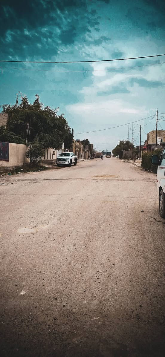 السلام عليكم ورحمة الله وبركاتة .
قطعة 250 متر . واجهة 7ونص ونزال 33 
طابو زراعي سند 25 
العنوان. الكمالية  نهاية شارع المصرف  قبل السدة .
شارع عريض تشجير ٥ امتار . وبيها كل الخدمات . ماء . مجاري وكهرباء . 
للاستفسار . الاتصال على الرقم . *********** .
