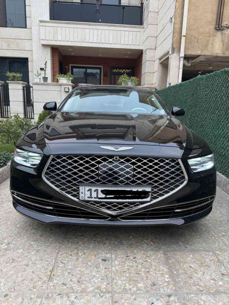 G90🚀vip جينيسس
موديل 2022
ماشية 46الف
فول مواصفات
رادارات داته شو
برده خلفيه قلاب
ابواب شفط
شاشات خلفيه
شنات تدفئه & تبريد
تخزين كشنات 4 ابواب
8 سلندر
رقم بغداد الدولي تحويل مباشر
هوايه بيه مواصفات لا تبديل ولا صبغ
السعر 40.000 مراوس حسب رغبه 
مكان السياره بغداد - شارع فلسطين
***********
