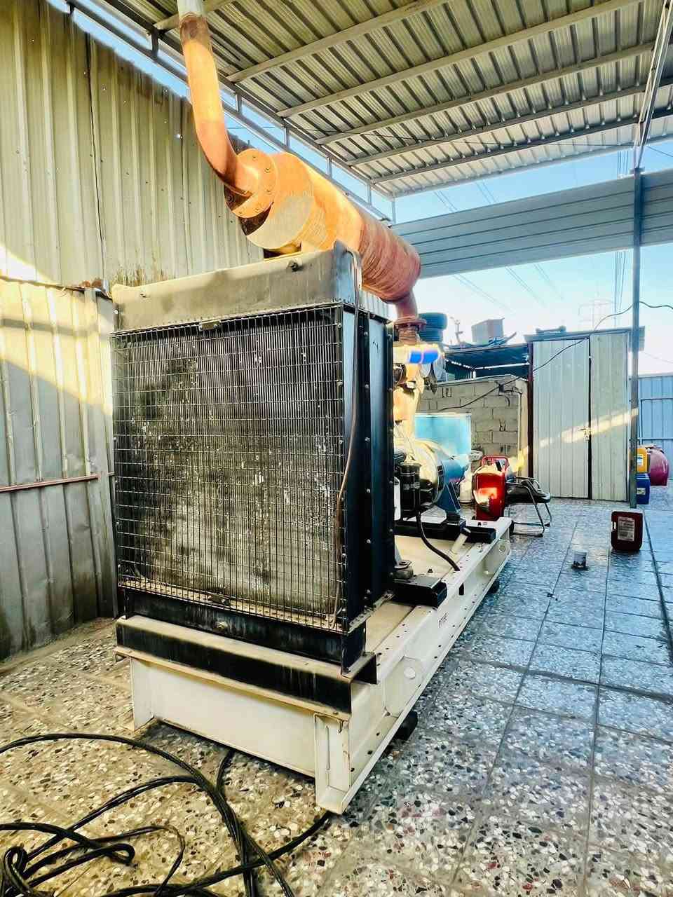 لكثرة الوعود الكاذبة مولدة فالفو D16 سيت بلاد مكينة ما مفتوحة بية خيط بخار بدون تنقيص راس توليد 400 شرط ما مفتوح راديتر چببرة  برودكت كامل فول كهرباء شاصي كبير بس شايلين الكتم شرط الحمل وشرط بدون تنقيص 
مكاني كربلاء حي النصر السعر  120
عباس الصالحي 
***********
***********
