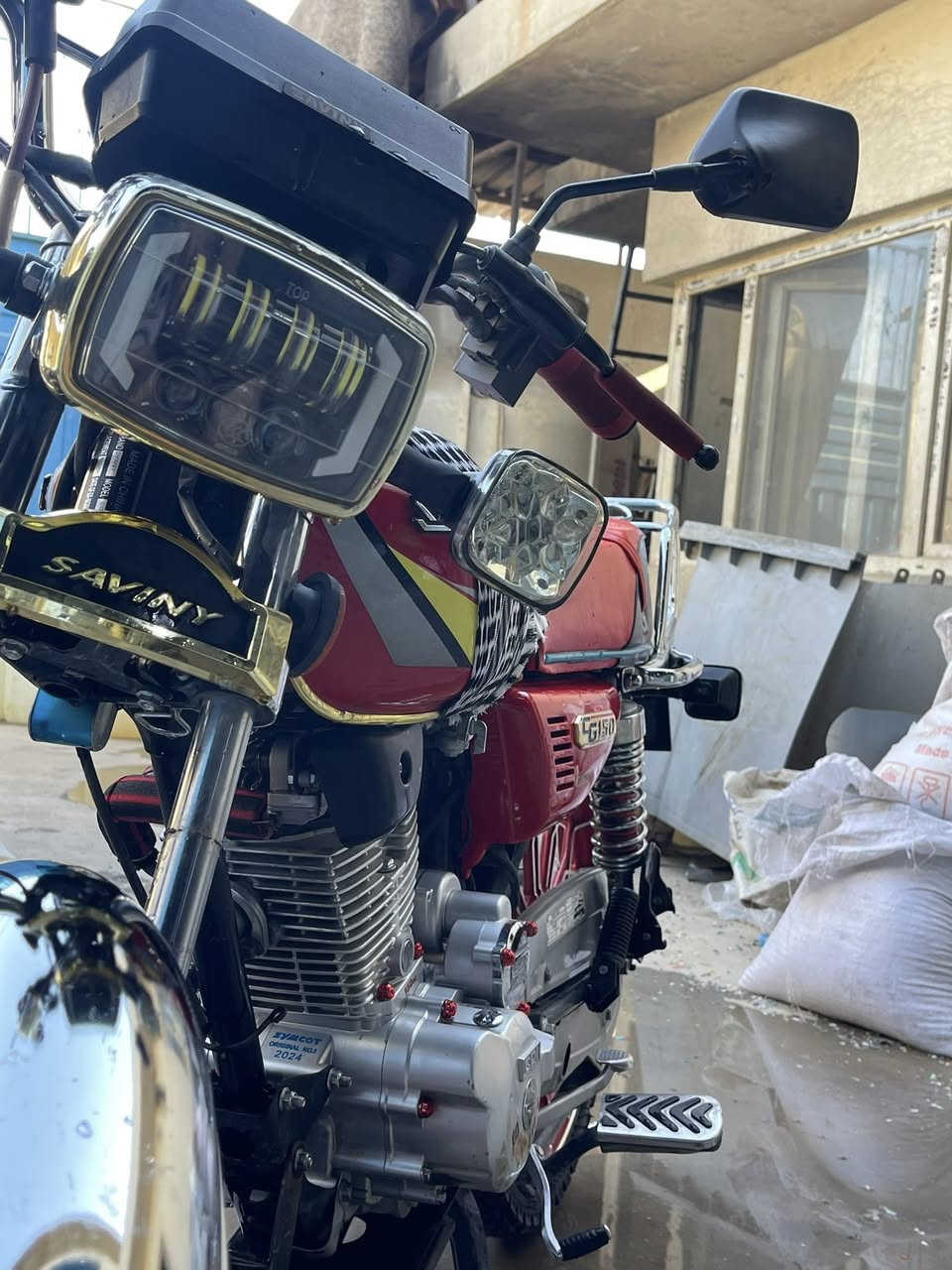 السلام عليكم سافيني كامل مكمل منفيي 
الصور بتحكي ما لح احكي 
سعرو ٦٧٠ الف  موديل ٢٤  الله يبارك لشرا ❤️‍🔥


**إذا كنت صاحب هذا الإعلان وتريد حذفه لأي سبب، رجاءا أرسل رسالة إلى الدعم الفني**