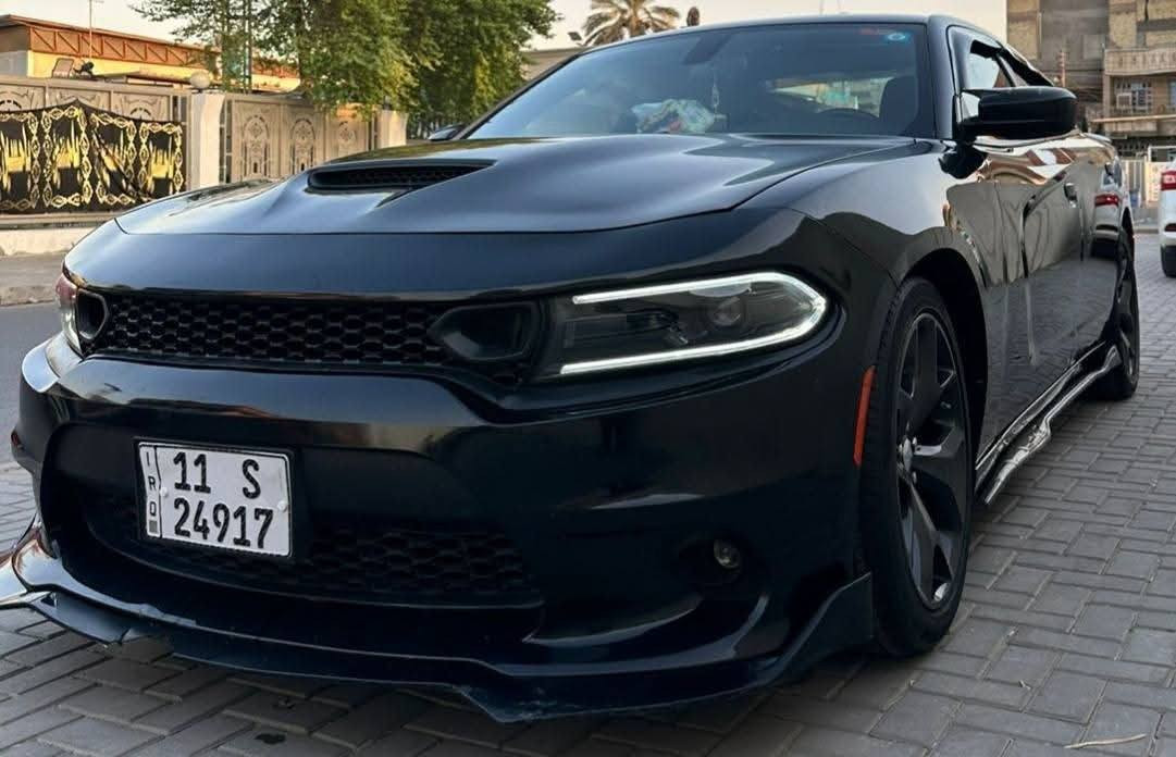 نزلت 20 ورقة من السعر بيع سريع ومناسب
جارجر SXT موديل 2022
وارد امريكي
مواصفات فول
فتحه + بصمه
محرك 3600 V6
كير أوتوماتيك 8 سرعات.
نظام دفع خلفي (RWD).
انظمة قيادة (Eco – Sport)
كشنات جلد
كشنات كهرباء
تدفئة بالمقاعد
نظام صوتي 6 سماعات + مضخم
شاشه كبيره ابل كار بلي
كامره دواره + حساس خلفي
نظام مانع انزلاق ABS + تحكم بالثبات ESC.
حساس ضبط الاطارات
حساس خلفي مع كاميرا رجوع.
مثبت سرعة
لايت زنون
أضائه LED أمامية وخلفية مع نهارية.
تشغيل عن بعد
حادث السيارة مبدل بند فقط و جامغ مصلاح
صور الحادث بالمنشور
مكان السيارة بغداد السيدية 
للاستفسار *********** واتساب
