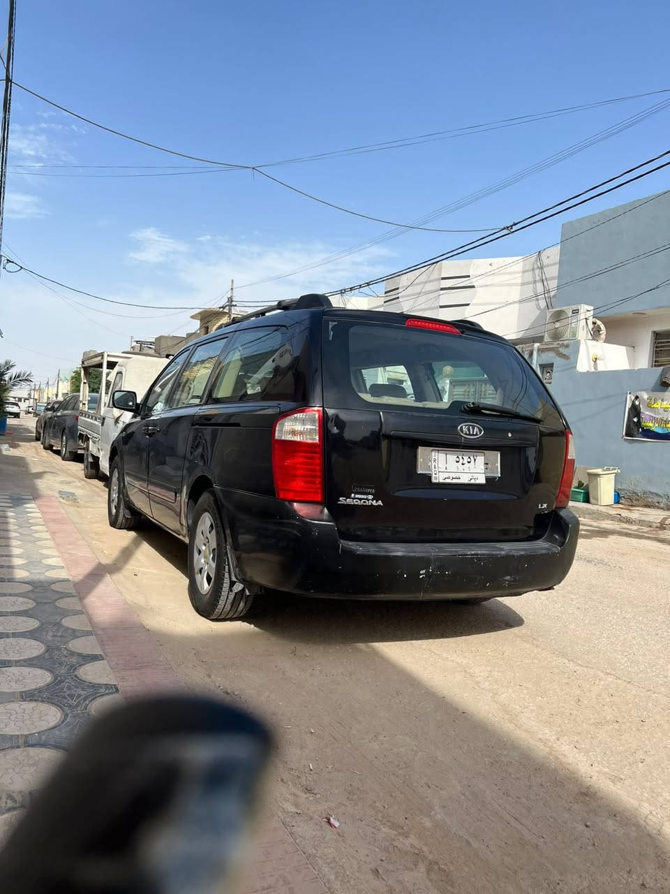 للبيع كيا سيدونا 2007 🚗
السيارة بحالة جيدة جداً ومكفولة فحص:
✅ محرك خير من الله 6سلندر 3800
✅ كير خير من الله
✅ حدادية فول
✅ تبريد 3 قطع
✅الداخل جلد كل المقاعد 

ملاحظة: بيها ضربة بسيطة بالجاملغ الأمامي عكس جهة السايق، وتأثيرها فقط شكلي مثل مموضح بل صورة 

السعر 99 ورقة مال مستعجل لان خواتهة سعرهن غير شي ..
وبيهة مجال بسيط

📞 للاستفسار: ***********

غير متواجد على الفيس، الاتصال مباشر
