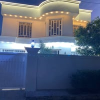 دار للبيع حي الخضراء  المربع الاول المساحه 250متر  الدار طابقين اربع غ...