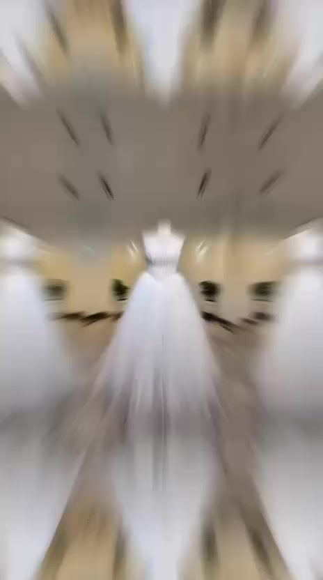 مفيش احلا واجمل من التميز والأناقة ف فستان فرحك 👰
هتكوني مختلفه ومميزة ف يومك 👑

+20


**إذا كنت صاحب هذا الإعلان وتريد حذفه لأي سبب، رجاءا أرسل رسالة إلى الدعم الفني**