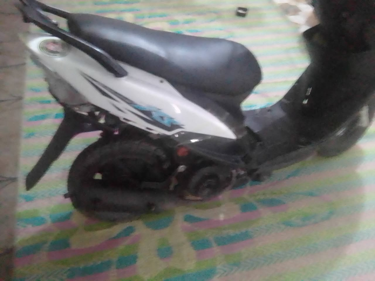 السلام عليكم ماكس للبيع السعر 350 وبيها مجال العنوان الكوت زين القوس
موجود خاص او اتصل ***********
