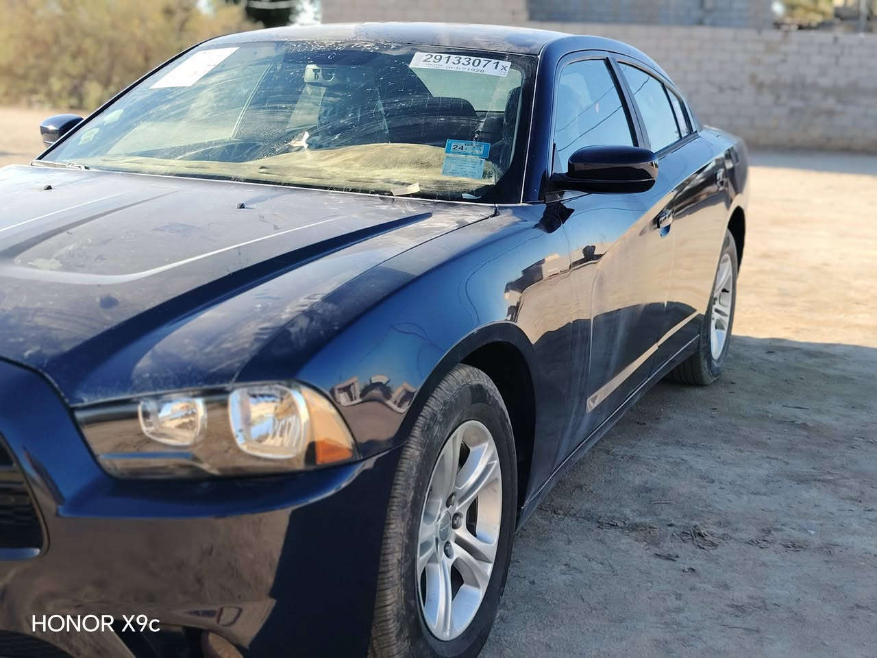 سلام عليكم للبيع جارجر 2013 وارد امريكي رقم ذي قار الدولي مكان السياره الناصريه اسعر 138 اي***********
