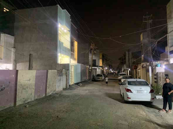 � الفهد للعقار – عرض مميز للبيع

يتوفر لدينا عقار للبيع في منطقة الأمين الثانية، قرب محطة وقود الأمين، بمواصفات ممتازة وفرصة مناسبة للبناء أو الاستثمار.

📍 التفاصيل:

 • المحلة: 735
 • الزقاق: 14
 • نوع العقار: طابو ملك صرف
 • المساحة: 200 م²
 • النزال: 10 م
 • ملاحضة :تكدر تاخذ قطع 80متر او 120متر

📞 للاستفسار والتواصل:
***********
