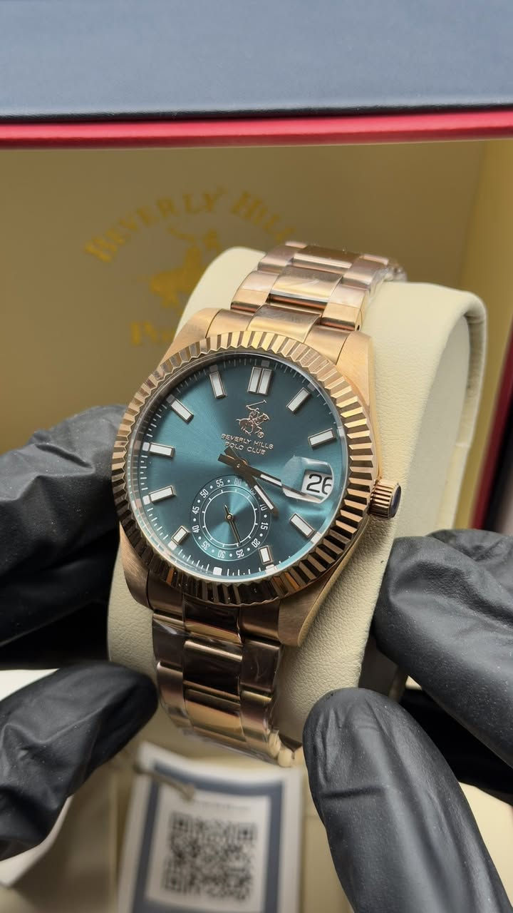 بيڤيرلي بولو اصلي وكالة كفالة دولية 3 سنوات كامل مرفقات جديدة غير مستخدمة دزاين الدي جست روز كولد المينا ولا غلطة اضافتاً الى السنتر الثواني المنفصل ، تعمل بنظام مكينة الكوارتز المايوتا الياباني البطارية ، رنگ خارجي دوار و فل لامينوس 
سعرها بالوكالة 200 الف دينار عراقي
سعرها على التم فقط قفل 120 الف دينار 
قبل ما تعامل و تكتب سعر اتمنى تبحث على اسعار البيڤرلي و تشوف اسعارها بنفسك بعدها قرر ان كانت تناسبنك لأن بأختصار و بدون غرور اسعاري تنافسية!
للحجز و الاستفسار واتساب ***********
