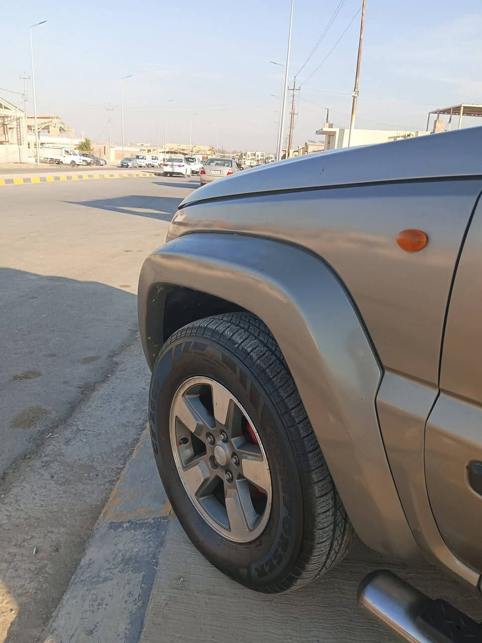 السلام عليكم.
جيب لبرتـي . 
2007.
رقم بغداد دولي.
ظرر صبغ جاملغ امامي فقط.
محرك 3700.
تحكم ستيررن.
شاشه كامره.
كير محرك شرط.
صدر تايرات جدد .
مكانها صلاح الدين بيجي.
للاستفسار اتصال .
‏‪***********‬‏
