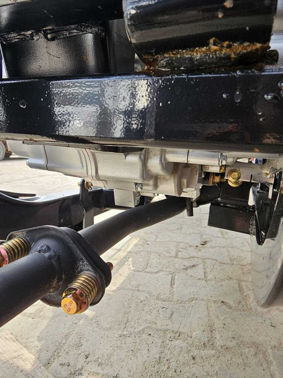 السلام عليكم ستوته البيع أوراق اصولي مكفول العنوان المطيحه حي الزيتون صاله ٨تايم من طلع من الوكيل بسمي السعر ٢٨٥٠ قفل ***********
