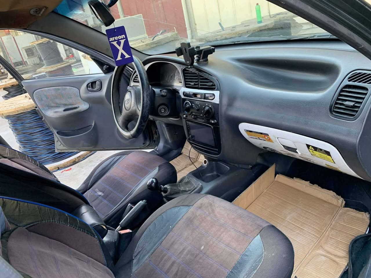 سياره دايو لانوس للبيع سعر٣٨ورقه بي مجال رقم م *********** سنويه لحد ٢٠٢٧
