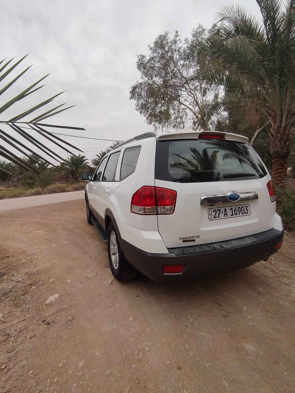 السلام عليكم للبيع كيا موهافي موديل 2016 رقم ذي قار مشروع وطني الرقم الطويل الدولي 
الموصفات فور ويل او تو ويل 3قطع تبريد مثبت  سرعه جرس انذار عنده النزلاق او 120 جنطه شفط مانع انزلاق اشاير بل مري حساسات امامي او خلفي كاميره رجوع او بعد بيهه هواي  مكينه 3800 سته سلندر كفاله عامة عده الدعاميه الاماميه  بيهه صبغ اثر شخوط والباقي كلهه كفاله  مكينه كير بل كارتون عل شرط ترايك تفر العراق كله المكان ديواني السعر 185او بيهه مجال اباسمي مداور ثاني يوم السياره مالت جناي او متعوب عليهه قبل فتره مسويلهه ادامه كامله للمحرك للتواصل والمعلومات الاتصال علا الرقم ***********
