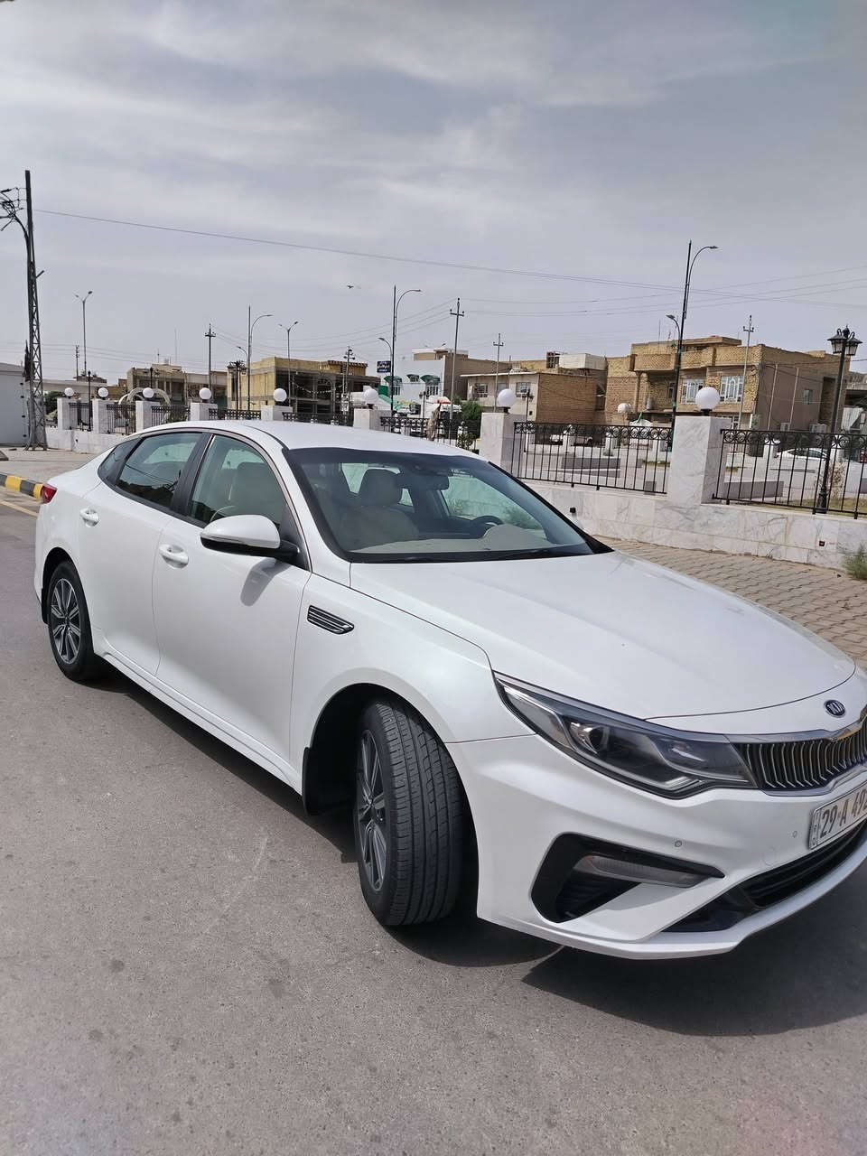 السلام عليكم كيا ابتيما خليجي موديل 19 مكينه 2400 رقم واسط كفاله مواصفات الشركه الدوليه عداد مسافه 107 سونار مرفق بالمنشور سعر 190 وقابل للتفاوض مكان واسط كوت مركز المدينه ***********
