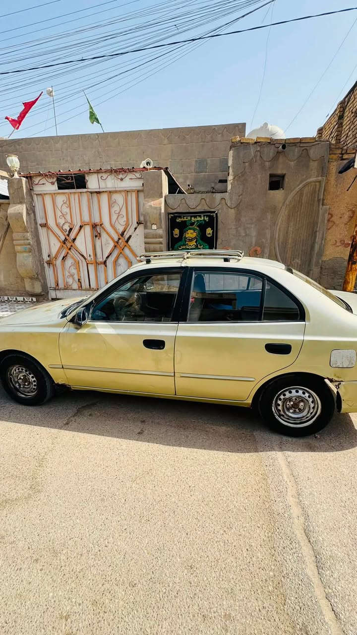 اكسنت فيرنا موديل 2000  اوتماتيك رقم بصرة 
سيارة جاهزة مال جناي مكان السيارة ناصرية مركز 
السعر 24 وبيها مجال.  ***********
