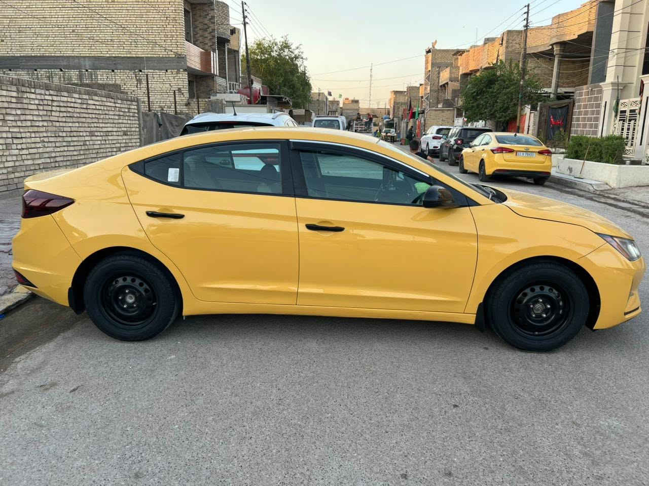 سلام عليكم حبايب النترا 2019 ماشية 92ميل  كير AT  وارد امريكي بدون حادث كفاله عامة عدى الموضح بالمنشور شرط سونار مكفوله من صبغ وتبديل وضربه وايرباك  كير مكينه  2000 دووش لا تنقيص لا تبخير خير من الله منظومه زنون جديده وكامله ومنظومة غاز جديده بعده ما مشتغله ابد تحكمات ستيرن تخم تاير باتري جديد غرفه مدوشمه عام جديده ارضيه جلد تبريد ثلج منضومه جديده بمعنى الكلمة رقم بغداد انكليزي دولي باسمي ثاني يوم تحويل مكاني بغداد  السعر 127شراي خابر وتدلل ***********
