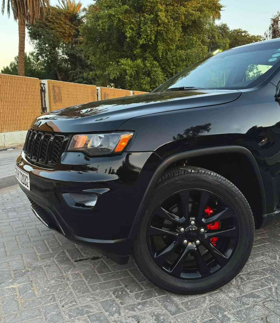 جيب ٢٠٢٠ اسود
محرك ٣٦٠٠ 
ماشية 77 ميل
حادث جانبي خفيف وبسيط بدون دواخل 
سونار موجود
تشغيل عن بعد
حساسات خلفية رادار جانبي 
نقطة عمياء
توقف ذاتي 
رادار توقف عند الرجوع
كشنات كهرباء جلد و تدقئة 
شاشة لمس 
كامرة دوارة 
واكو بعد مواصفات
كير محرك تبريد صدر كهربائيات كله مكفول وسليم  

بصمة ابواب

بغداد الكرخ المنصور او حي الجامعة

*********** 
واتساب متوفر
