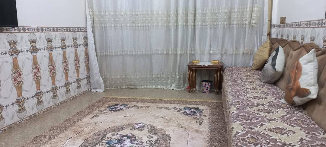 للبيع بيت حديث البناء (2021) بتصميم عملي ومريح ✨
يتكون من طابقين: 🔹 الطابق الأول: غرفة نوم + استقبال + مطبخ + صالة + مجموعة صحيات متكاملة
🔹 الطابق الثاني: غرفة نوم (سويت) + صالة
🔸 يحتوي البيت على سطحين
مساحة البيت 120 متر
🔸 جنس العقار: طابو زراعي
📍 الموقع: حي الفارس / عبور النهر
💰 فرصة مميزة للسكن أو الاستثمار
📞 للاستفسار: ***********
