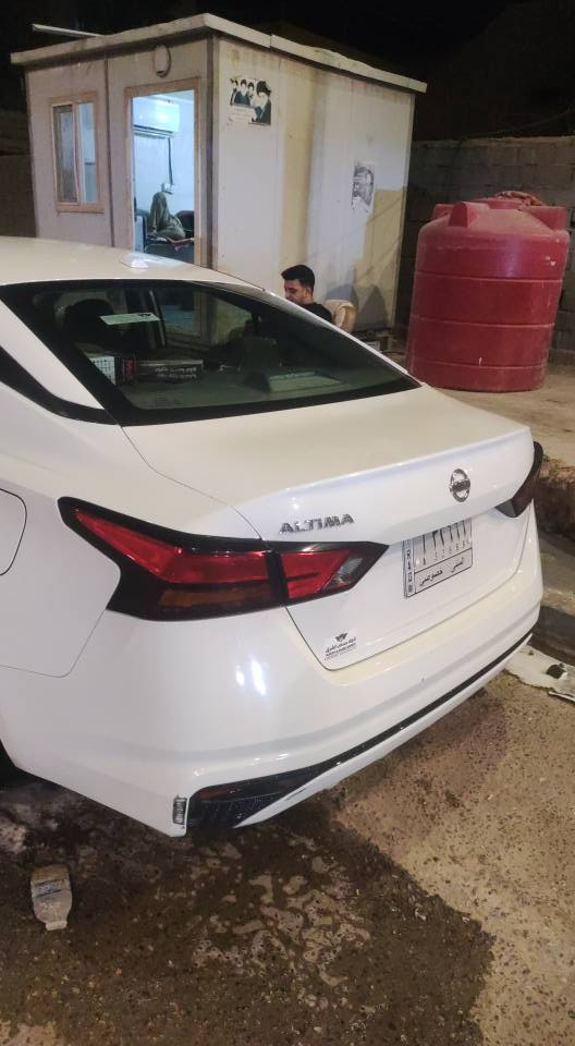 نيسان التيما موديل 20 وارد امريكي سياره جاهزه مكينه وكير وحداد تخم تاير كله جديد السياره فول تحكم ستيرن بصمة ابواب بصمه تشغيل السياره معوقين باقي بس هاي السنه تصير حره تاخذ وكاله عامه باسم المشتري للبيع فقط اي ستفسار *********** البصرة, العراق
