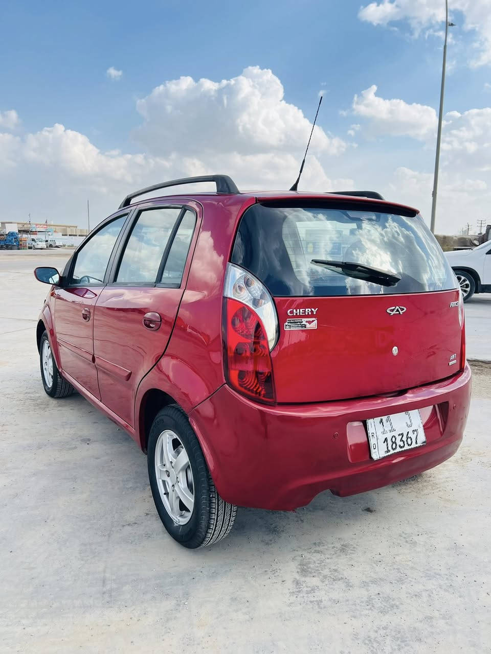 شيري A1 جاهزه صبغ قطعه وحده فقط السعر ٣٩ وبيها مجال بسيط مكان السياره واسط الصويره السياره باسمي للاستفسار ***********
