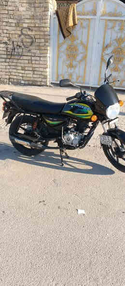 السلام عليكم بوكسر موديل 2022 مرقم بغداد بسمي تحويل ثاني يوم بيها هزه جديده دراجه ماشيه 28 الف كهربائيات كلها شغاله مكينه كايمه تبخير السعر 2,000,000مليونين وبيها مجال قليل عنواني مدينة الصدر 
رقمي *********** بي واتس اب 
        ***********
