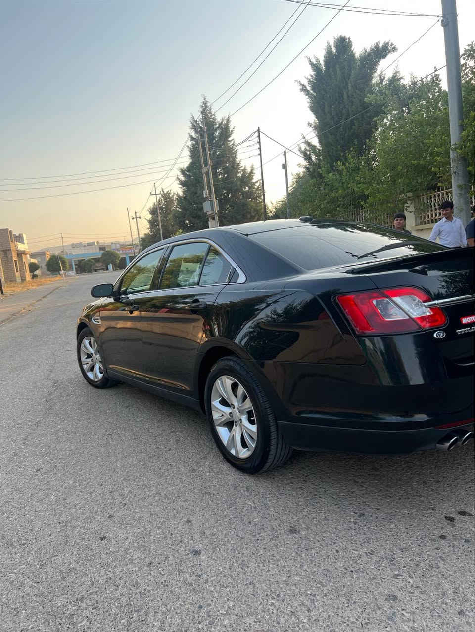 فۆرد تۆرس ٢٠١٠ sel
تەنها یەک دەرگای بۆیاخە بێ ناو گرتن بێ ئێرباگ
١٨٨ هەزار حەقیقی ڕۆشتوە 
‎بەشەرتی گێڕ و مەکینە
‎مواسەفات sel
‎کوشن خەزن 
‎ناو ٧ ڕەنگ 
‎سەنەوی و ڕەقەمەی تازە 
‎بەشەرتی گێڕ و مەکیەن 
***********
***********
نرخی تەنها ٨٦ گەڵا معامەلەیەکی زۆر کەم السليمانية, العراق

