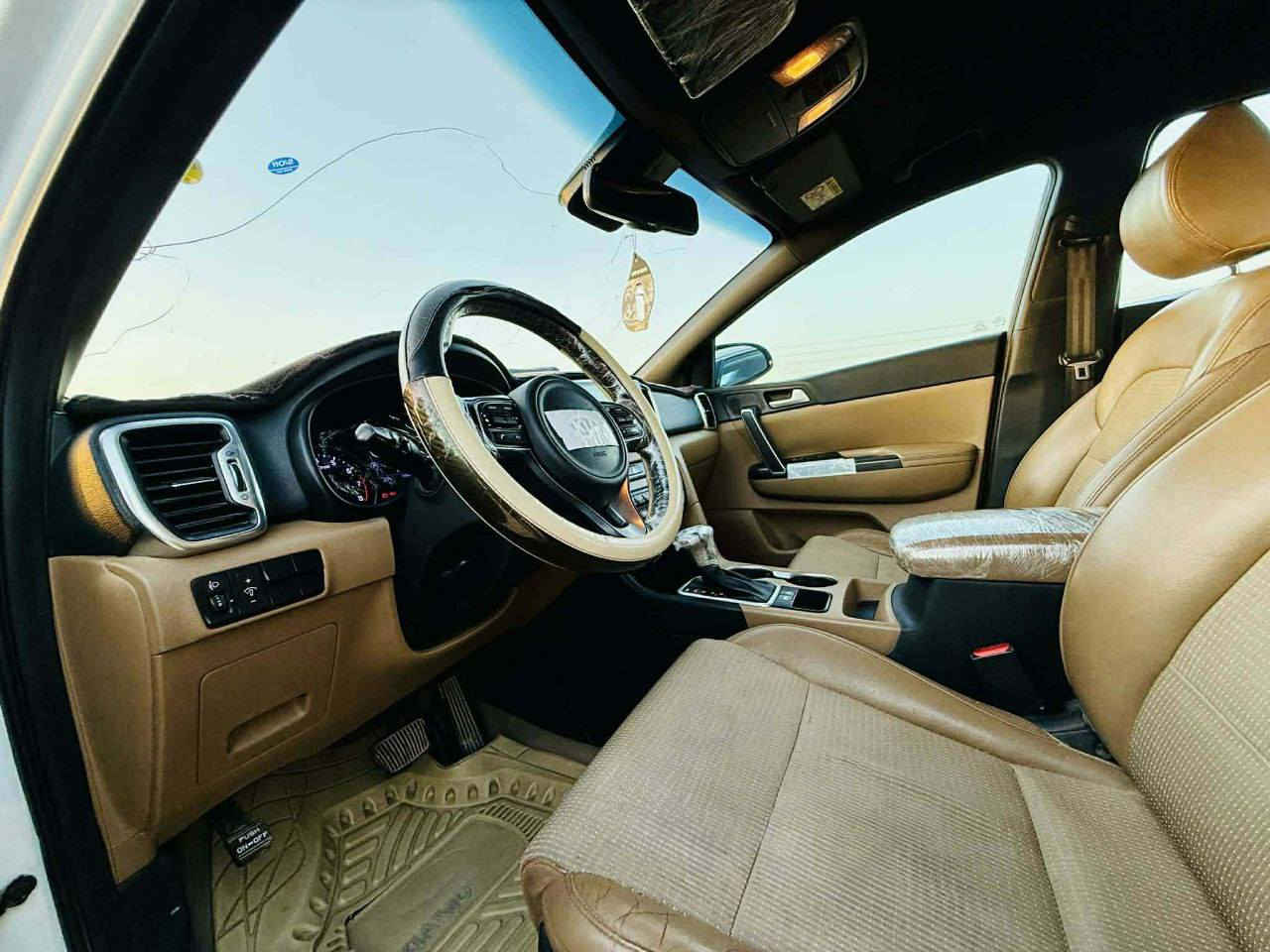 السلام عليكم

  كيا اسبورتج خليجي 2018 
كفاله عامه 
رقم اربيل الدولي الجديد
 بيه سونار بالمنشور 
فول مواصفات 
بصمه تشغيل مع بصمه ابواب 
كشنات جلد
 شاشه كبيرة
 حساسات خلفيه وامامي 
المري شفط 
أشاير بالمري 
قطعتين تبريد تدفئه 
تحكمات ستيرن 
أنضمة قيادة 
ماشيه ١٣٩ كم 
السعر ١٨٥وبيه مجال 
مكاني الديوانيه قضاء عفك   رقمي ***********
