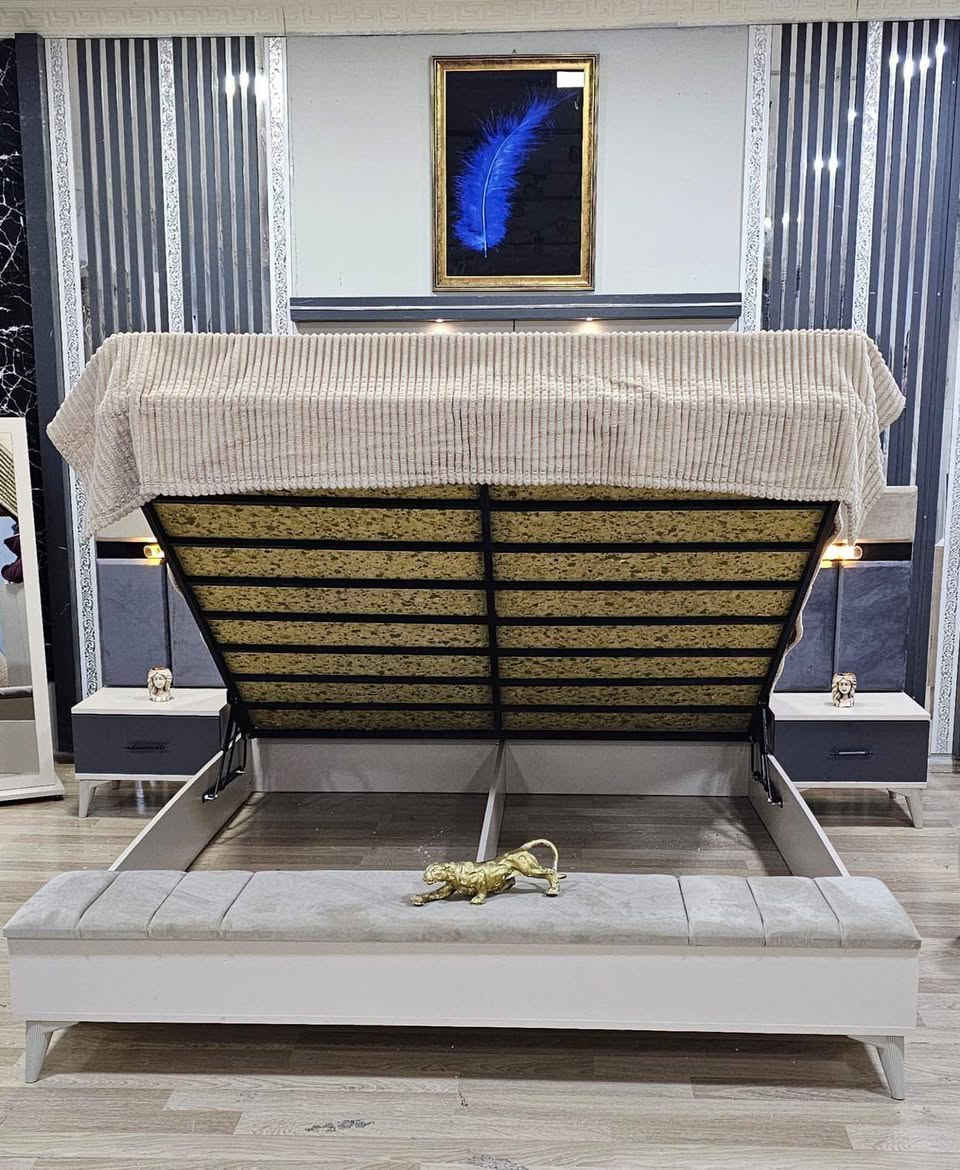 للبيع غرفه نوم تركيه
9 قطع مستعمله

كنتور 6 أبواب مع ملحق

جربايه مخزن

لون اوف وايت ورصاصي

مع دوشك جديد

السعر مليون وبيها مجال لشراي للأستفسار ***********
