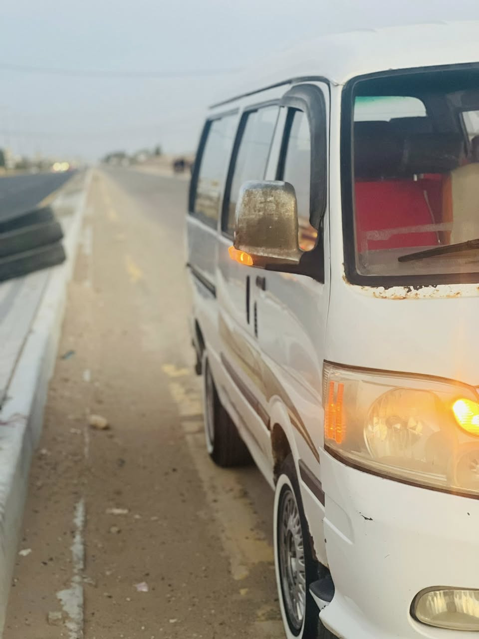 فتون ١٤مصفره هيئه ومرور رقم كربلاء مكينه جديده صار سبوع من صعدتها كير جديد اكسل جديد حره مداور ثاني يوم مكان كربلاء السعر ٧٠وبيها مجال 
استفسار على رقم *********** وبيه وتساب
