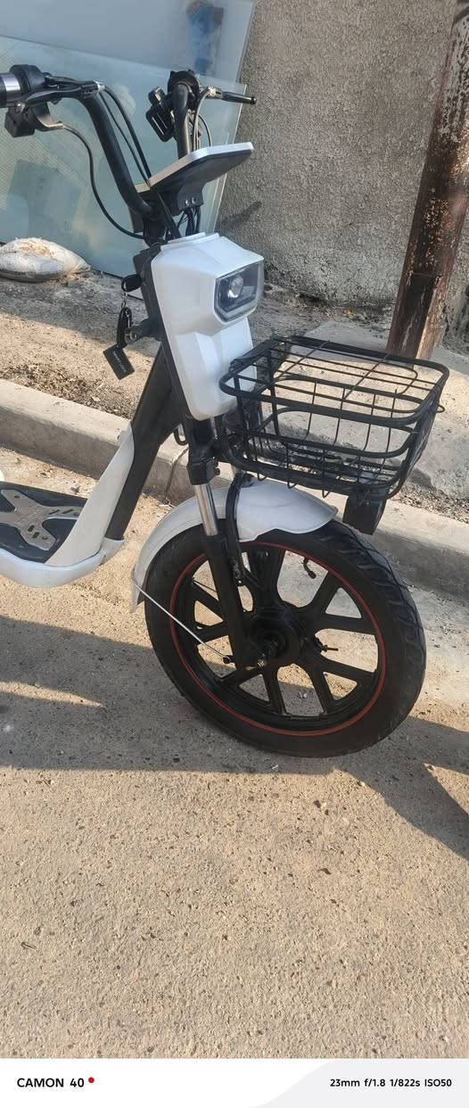 درجة شحن 2025 لايت عالي ناصي زينون 5بطاريات تمشيك 35الى 40كيلو سرعته 80 مكاني بغداد السعر 350  ***********
