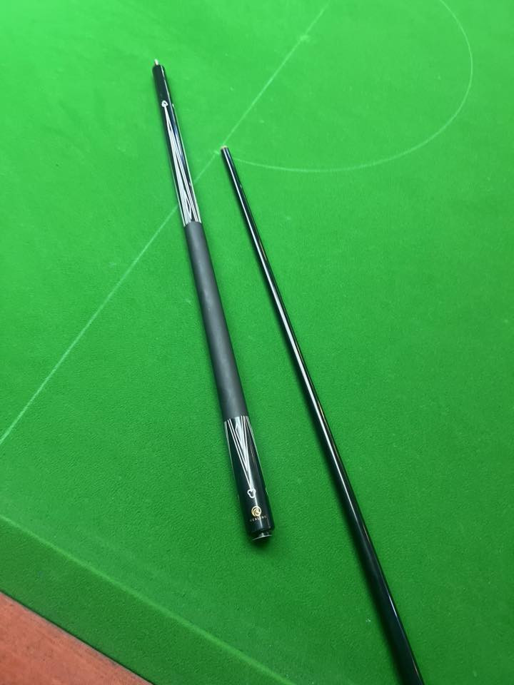 السلام عليكم كيوب فايبر ماركة هلينك مستخدم  جداً نظيف + جنطة 3*4  + كيوب كسرة وجمب 3 قطع العادي  بس ممصورة 
السعر 130  👉✅  مكلف بل نشر  رقم صاحبهة ***********
