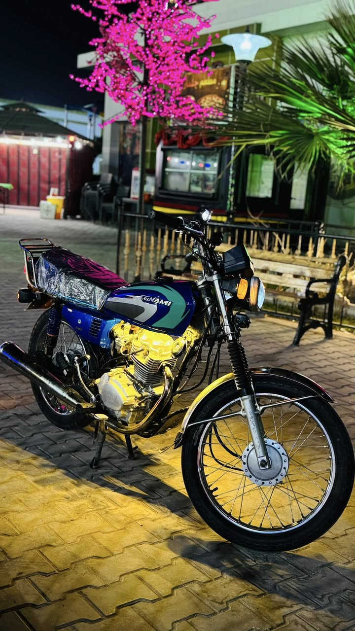 دراجه تايكر البيع رقم سنويه نكليزي دراجه واحد على واحد بل الجيس  الشراي يتصل مو شراي يباوع بس العنوان البصره القبله 
رقم الهاتف *********** الدراجه قفل مليونين و 200 الف
