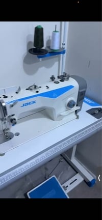 مكينة خياطة • جاك F5 ٣٨٠ • السليمانية